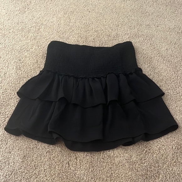 Forever 21 Dresses & Skirts - Black Skirt